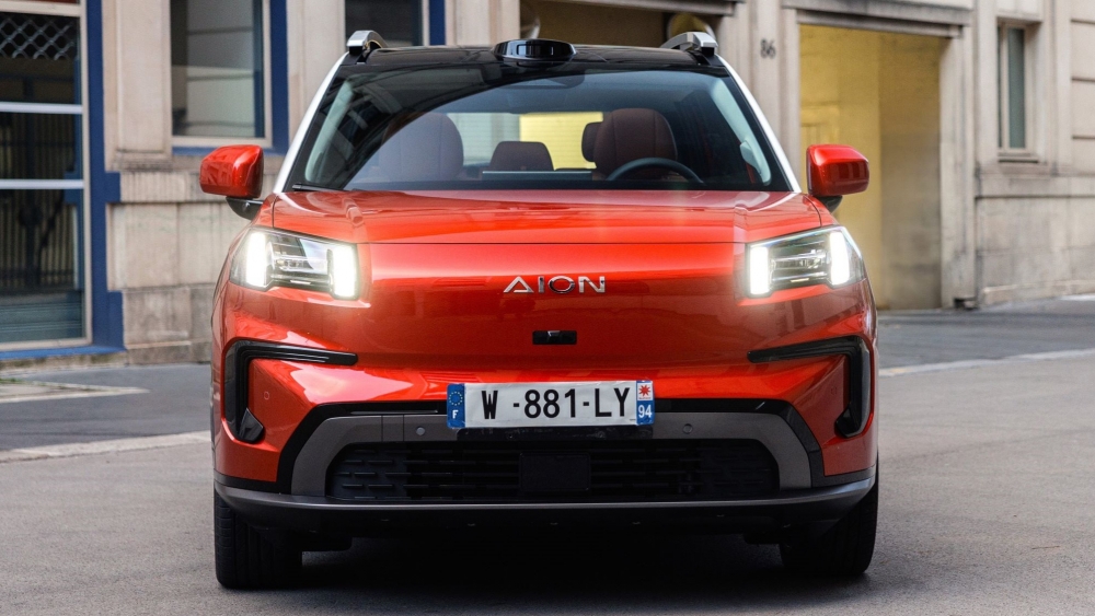 El SUV GAC Aion V es uno de los dos eléctricos con el que el 5º fabricante chino acaba de desembarcar en España.