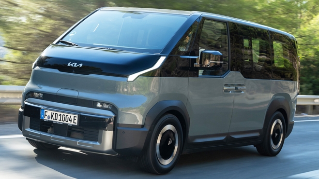 kia pv5 passenger 1