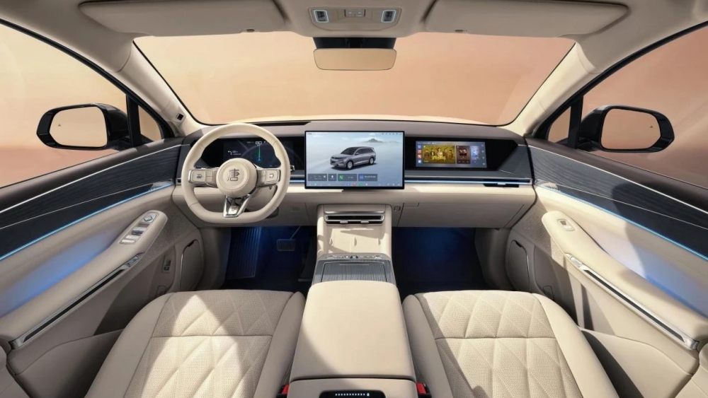 byd great tang BYD golpe 950 km autonomía, ya acumula más 100.000 ventas SUV eléctrico récord (4)