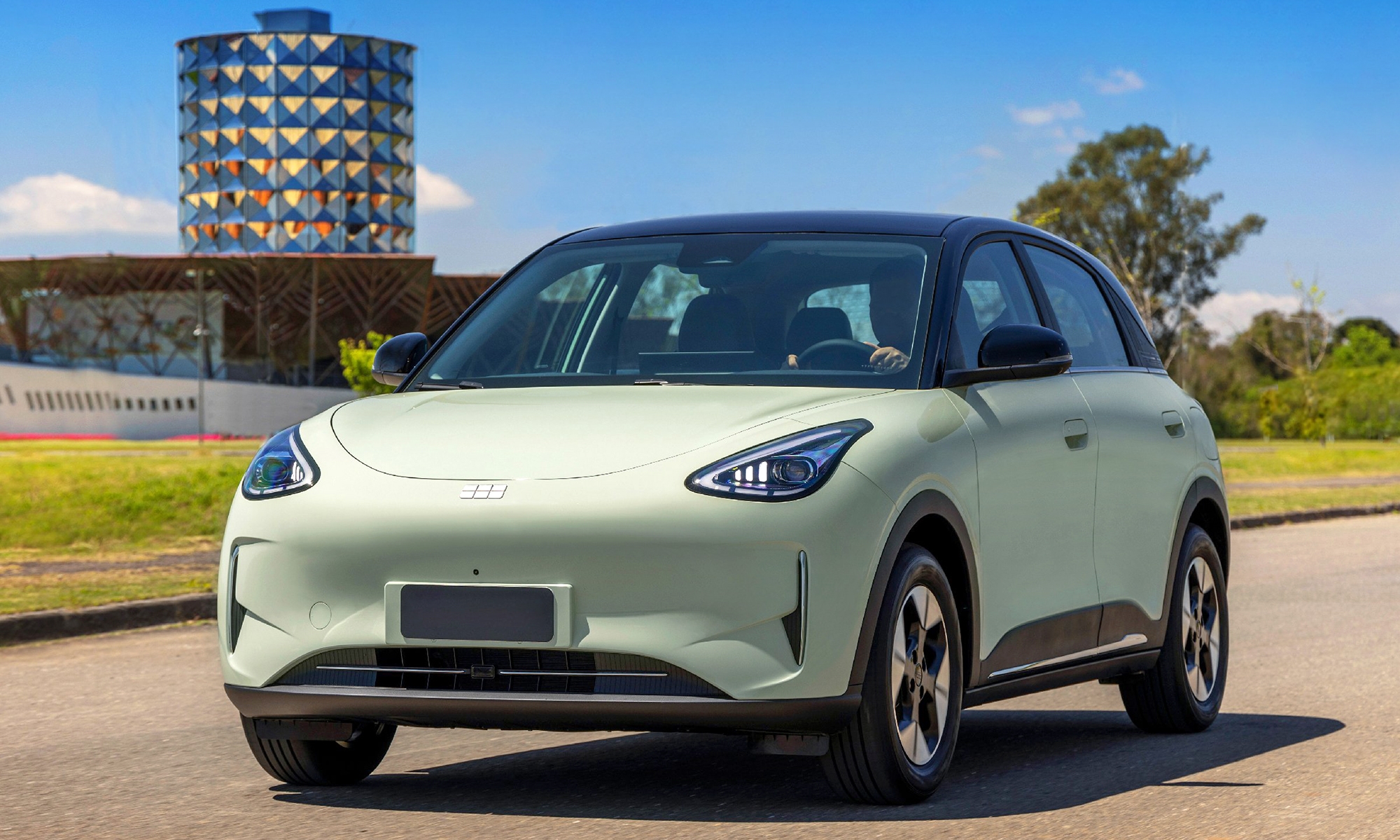 El futuro modelo eléctrico que llegará a Europa, el Geely EX2, se posiciona como el más vendido de China.