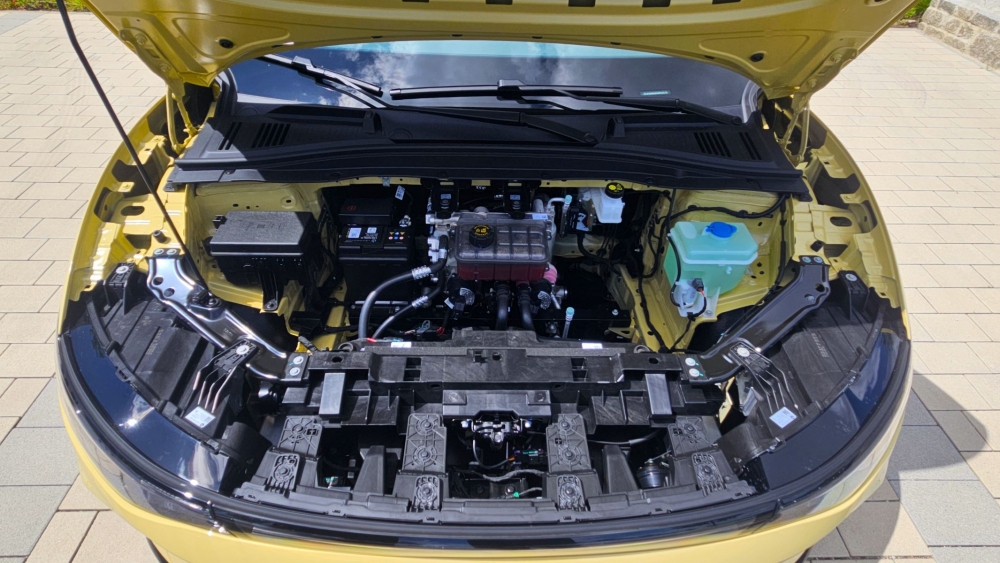 Leapmotor B05 482 km por 19.500 € probamos el eléctrico 'para todos' fabricado en España(14) Leapmotor B05 482 km por 19.500 € probamos el eléctrico 'para todos' fabricado en España(14)