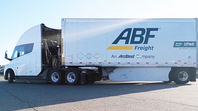 arcbest compra 2 tesla semi camion electrico tras pruebas eficiencia 1 arcbest compra 2 tesla semi camion electrico tras pruebas eficiencia 1