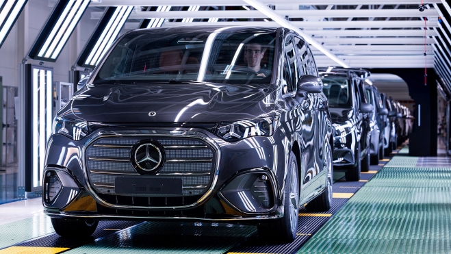mercedes produccion inicia vle furgoneta electrica espana vitoria 1 mercedes produccion inicia vle furgoneta electrica espana vitoria 1