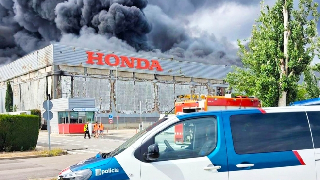 incendio fabrica honda barcelona 3 incendio fabrica honda barcelona 3