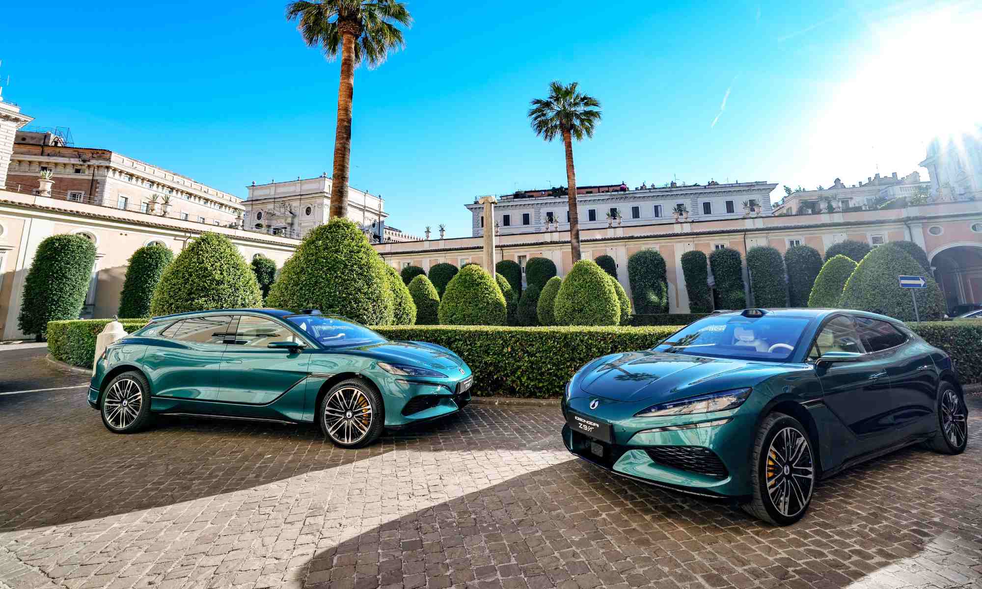 DENZA Z9GT