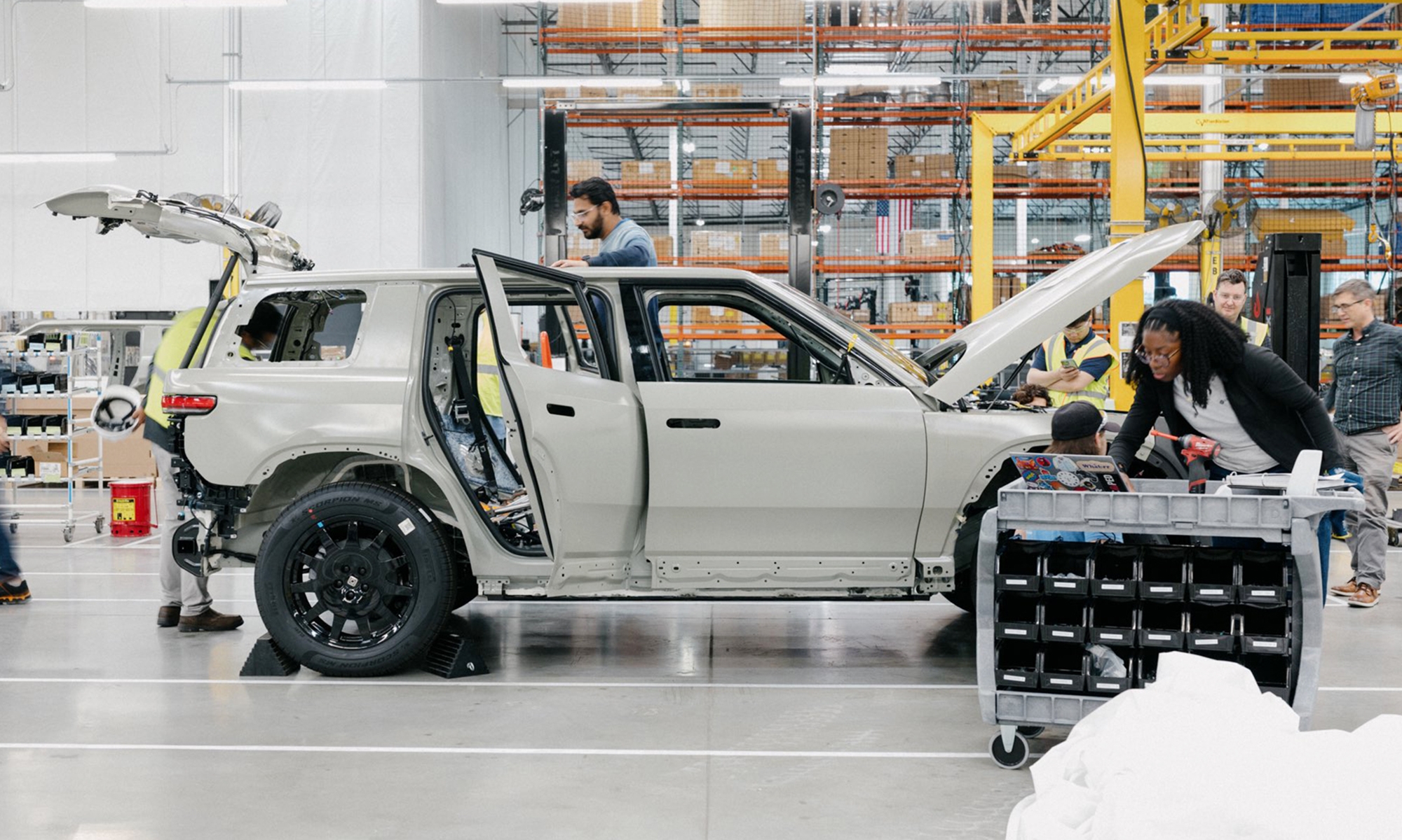Rivian ya tiene en el tintero tres nuevos coches eléctricos de cara al futuro.