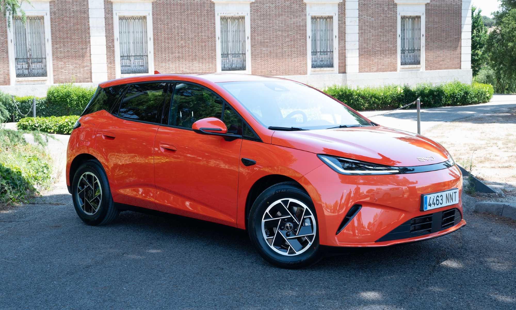 BYD Dolphin G DM i 1