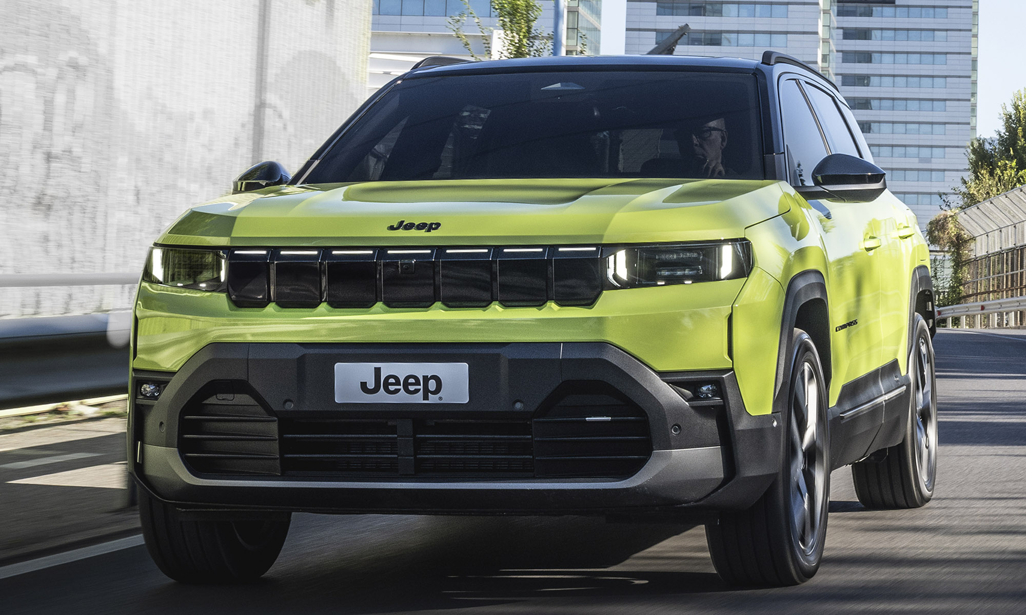 jeep compass electrico potencia bateria autonomia