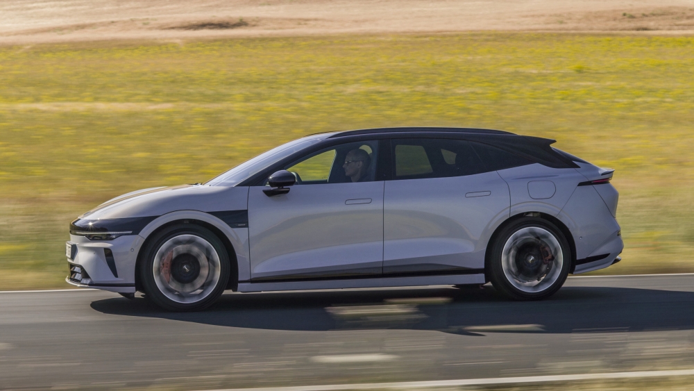 Zeekr 7GT 646 CV y 655 km probamos el nuevo Zeekr 7GT que sorprenderá en España (28) Zeekr 7GT 646 CV y 655 km probamos el nuevo Zeekr 7GT que sorprenderá en España (28)