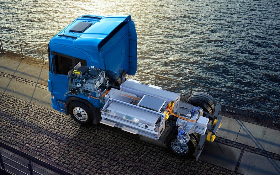  El consorcio EPIC desarrolla un tren motriz de un solo motor eléctrico para camiones y autobuses de servicio pesado y equipados con un eje motriz único. 
