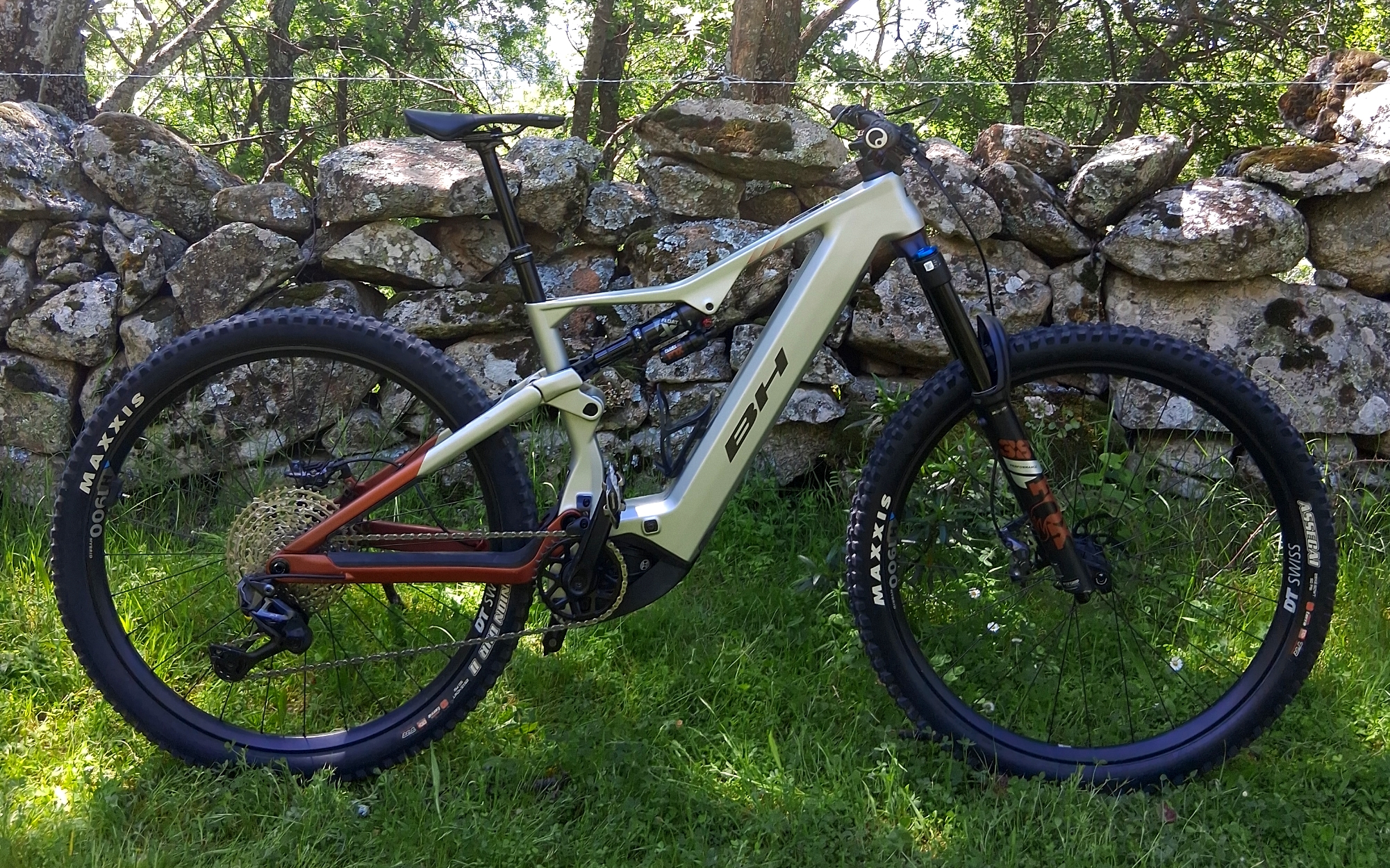 BH iLynx+ NX Enduro Carbon 9.7: adrenalina en estado puro (Foto: Híbridos y Eléctricos).