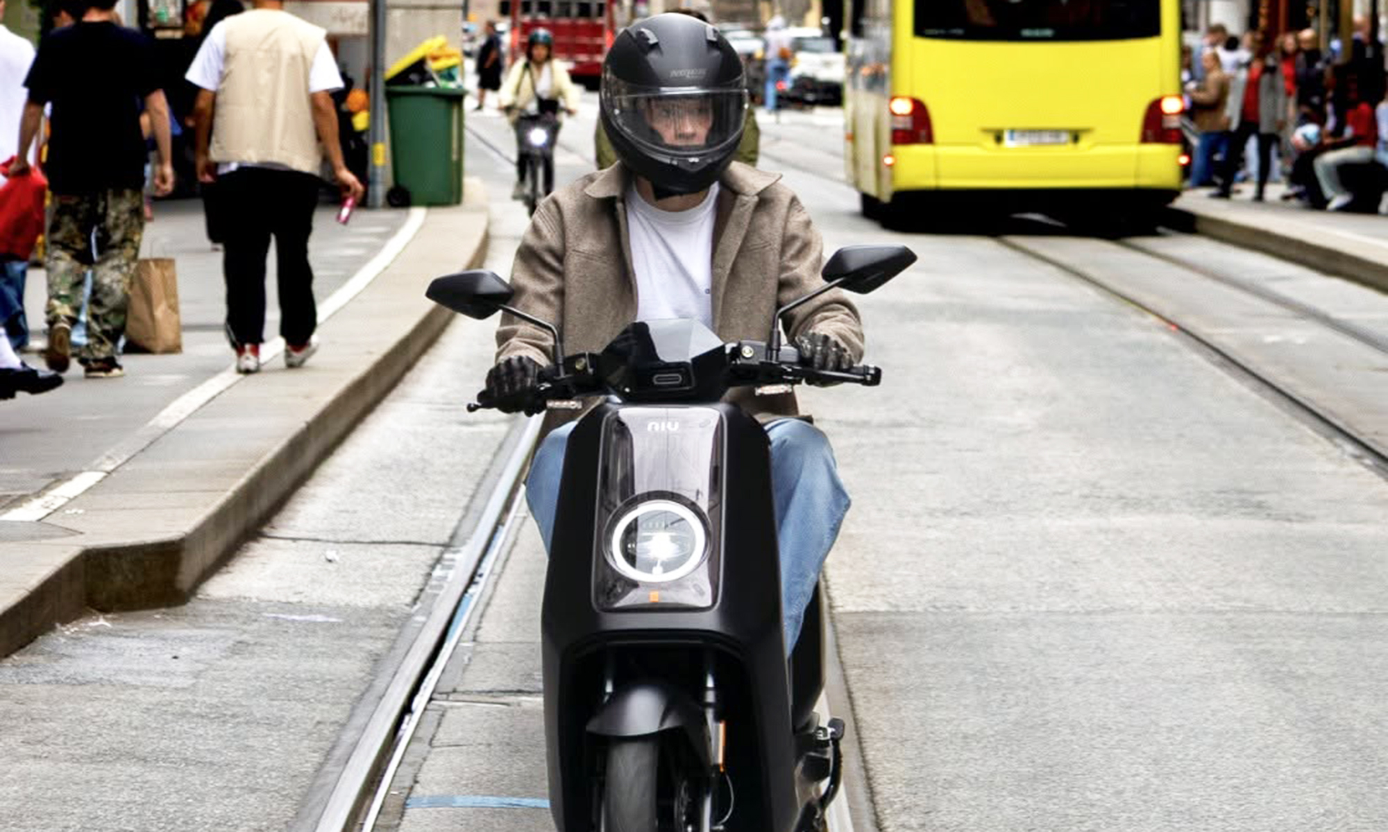 motos arcen reglamento circulacion dgt cambios octubre 2