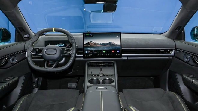 Lynk Co 07 GT Interior