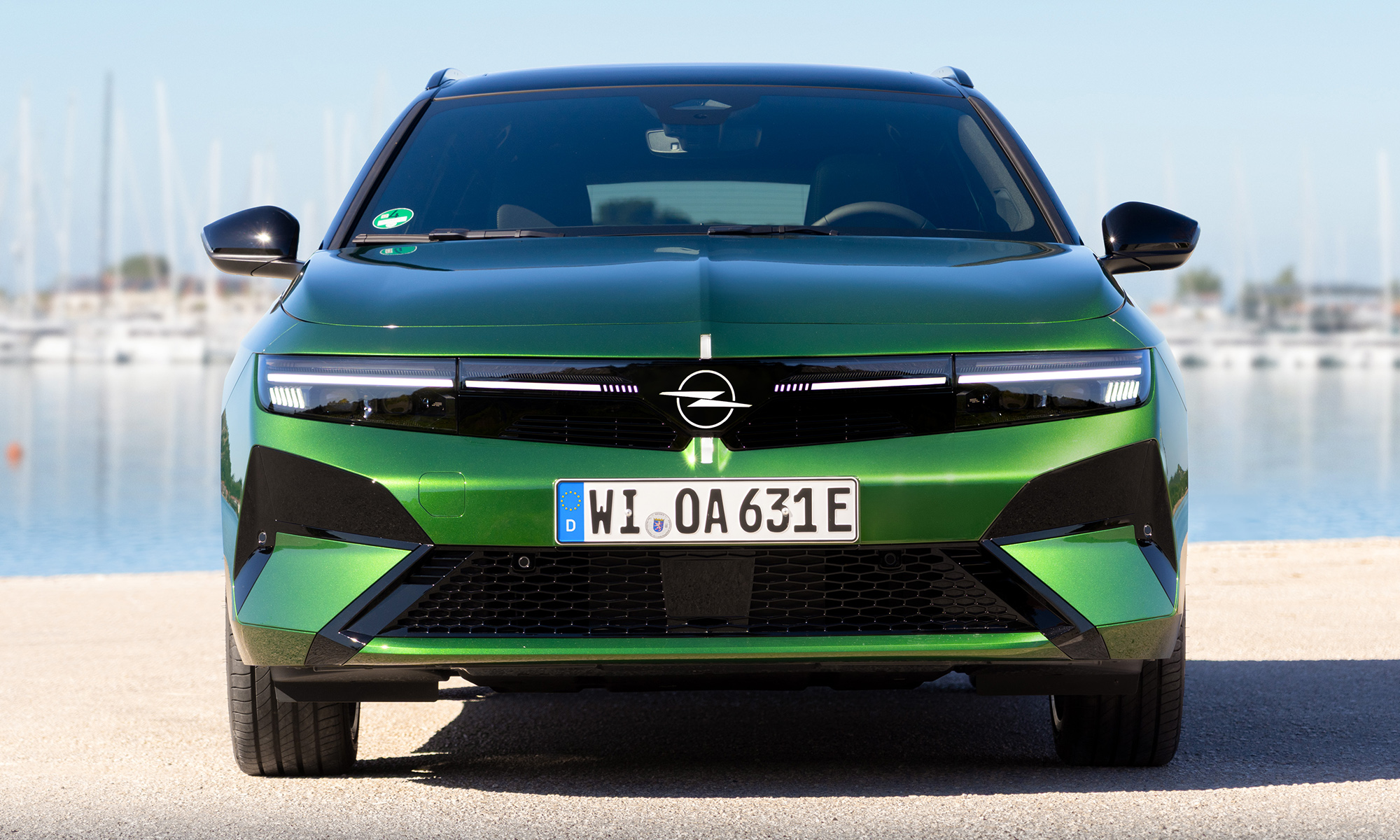 opel astra sports tourer electrico 2