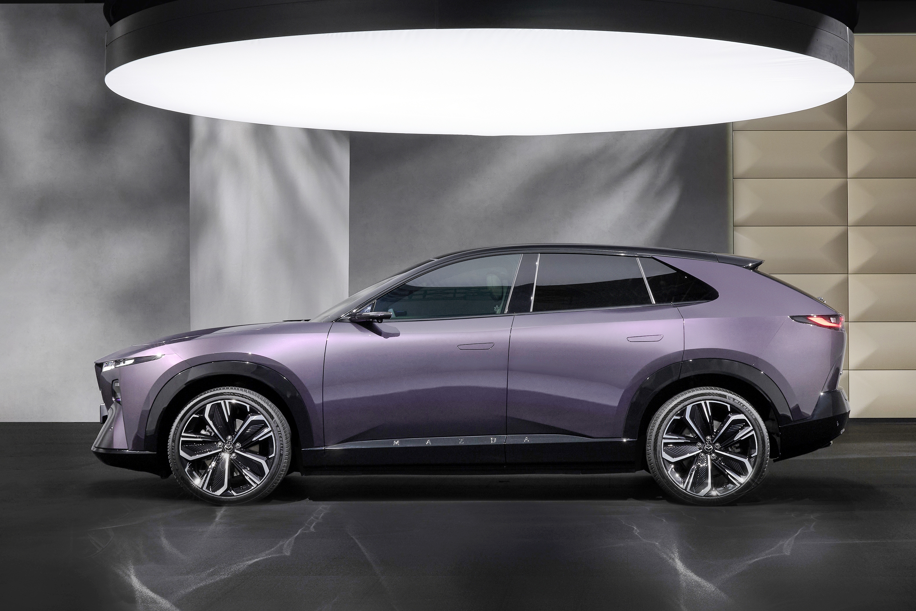 Mazda confirma que los SUV no están cayendo, sino más bien al contrario.