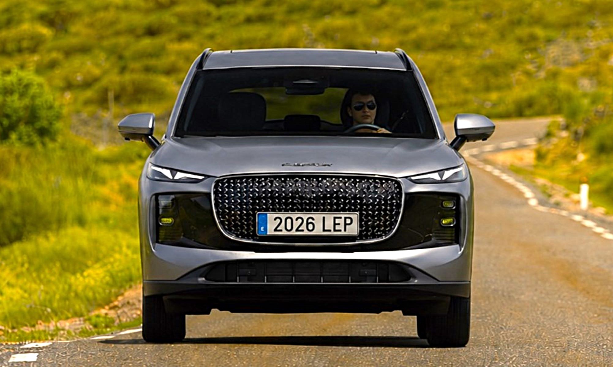 El último SUV híbrido del Grupo Chery, fabricante de OMODA destaca por su autonomía y consumo. Ya tiene precio en España.