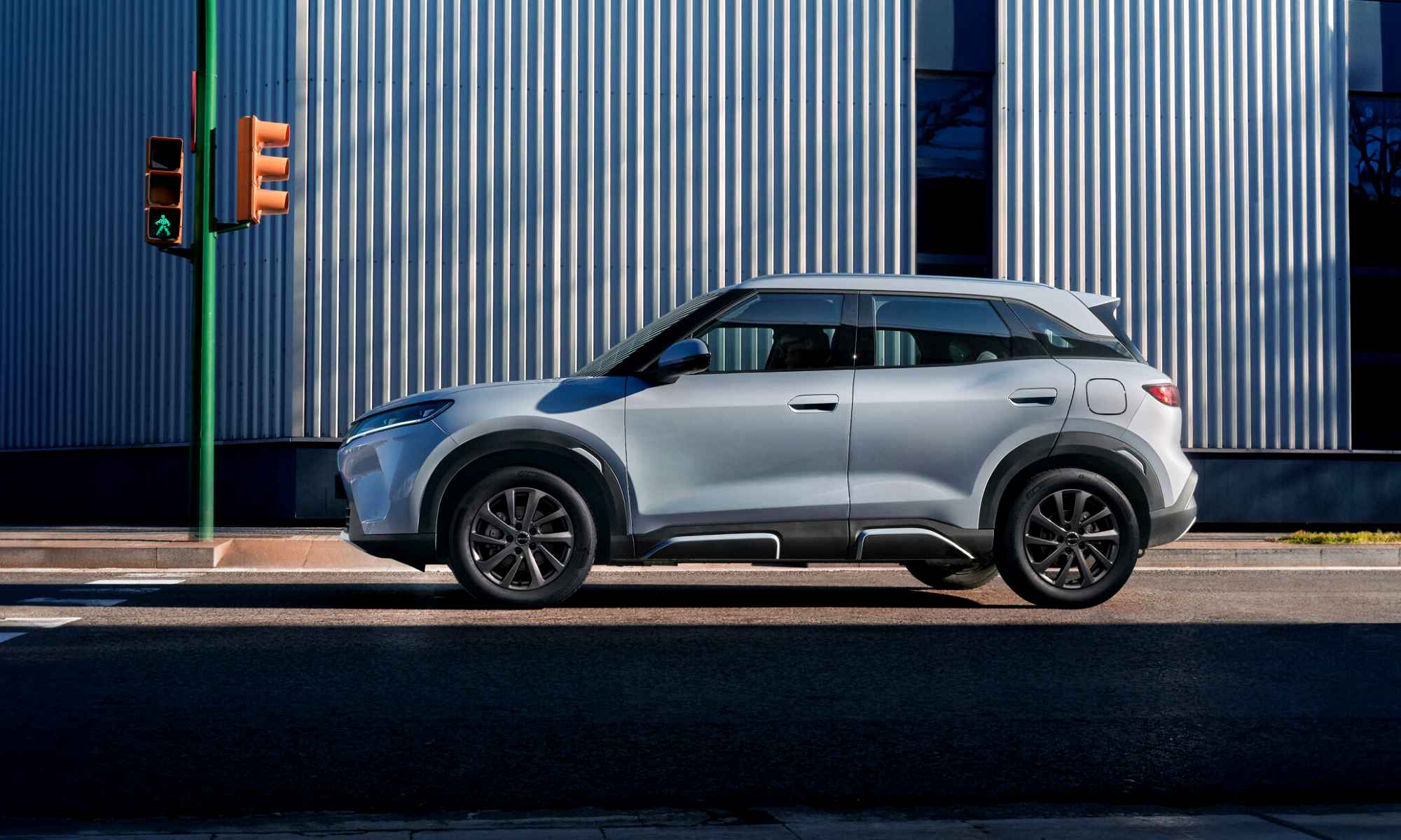 coche híbrido enchufable más vendido junio