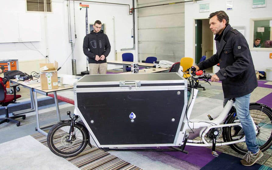  Inicialmente, las bicicletas de carga desarrolladas por HydroCargo serán utilizadas por empresas de servicios de entrega y se venderán directamente a los consumidores 