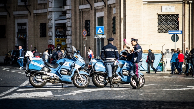 mossos esquadra resto policia europa problemas google maps waze avisos controles mossos esquadra resto policia europa problemas google maps waze avisos controles