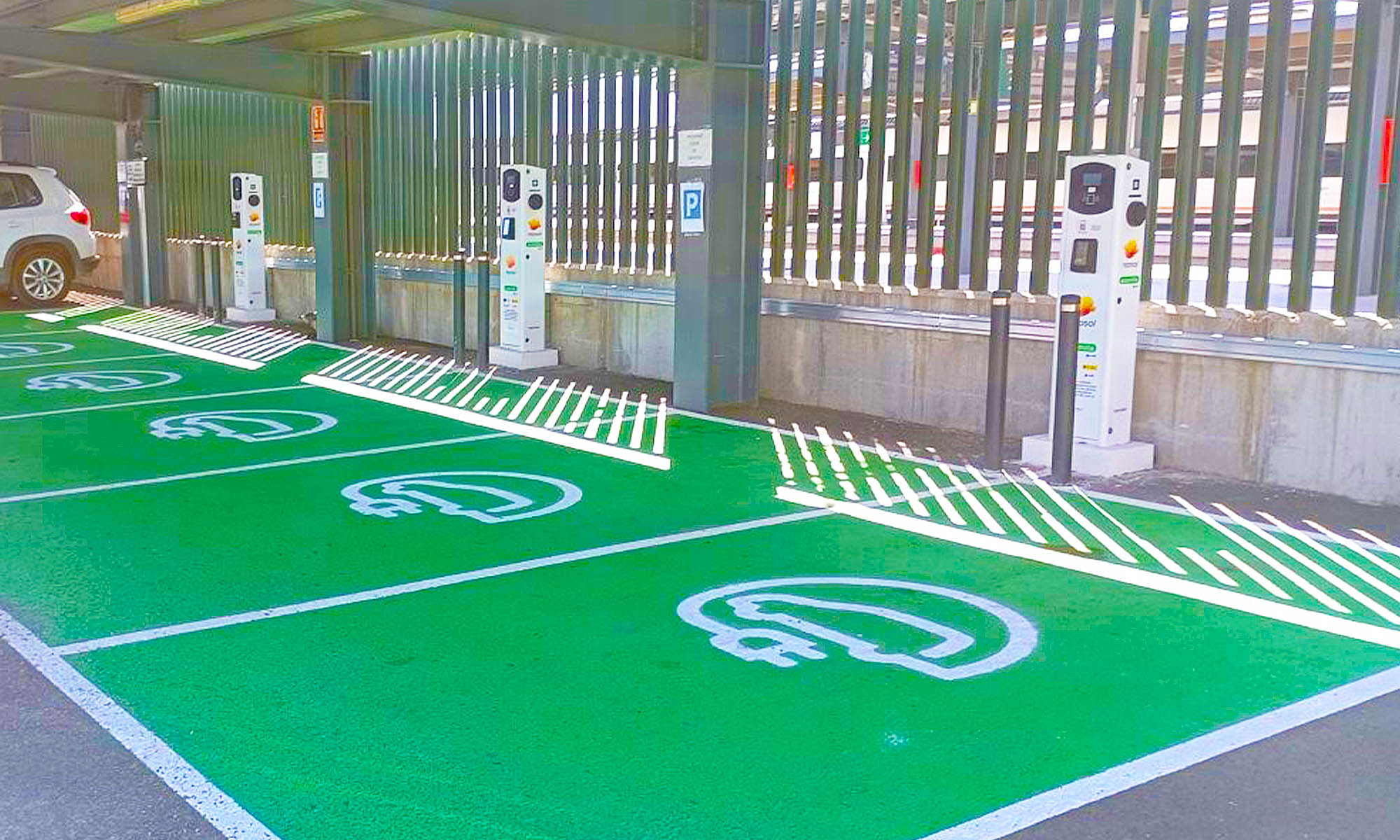 estaciones de recarga coche electrico adif 1