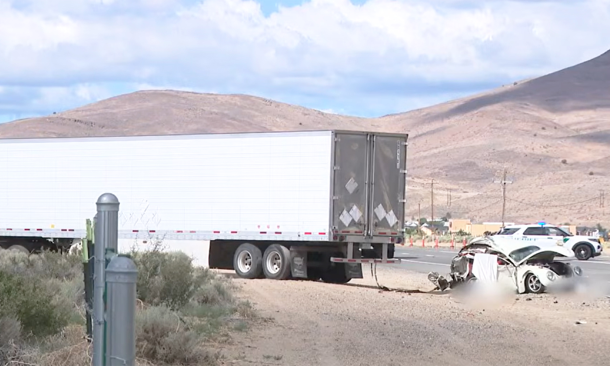 primer accidente fatal tesla semi camion electrico muertos fallecidos
