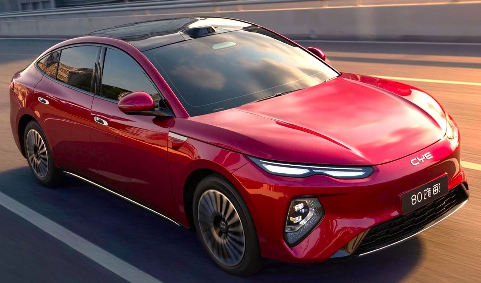El último boom en ventas de BYD -y van...- es su buque insignia eléctrico -o PHEV- que ha desbordado los pedidos en apenas 30 horas.