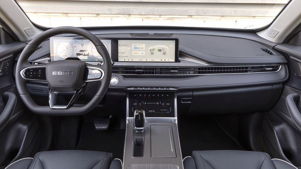 EBRO s400 4,2 L 100 km 19.990 euros Madrid Barcelona SUV hecho en España (10) EBRO s400 4,2 L 100 km 19.990 euros Madrid Barcelona SUV hecho en España (10)