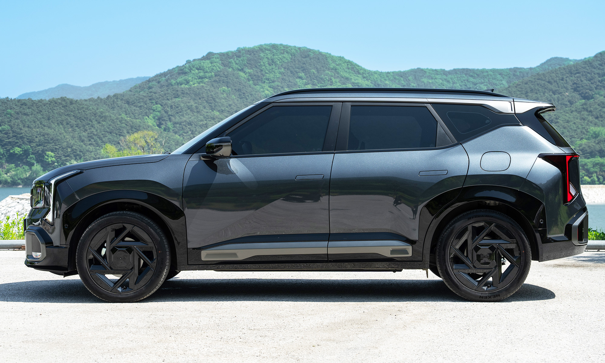 kia seltos suv hibrido hev motores potencias versiones consumo bateria espana 3