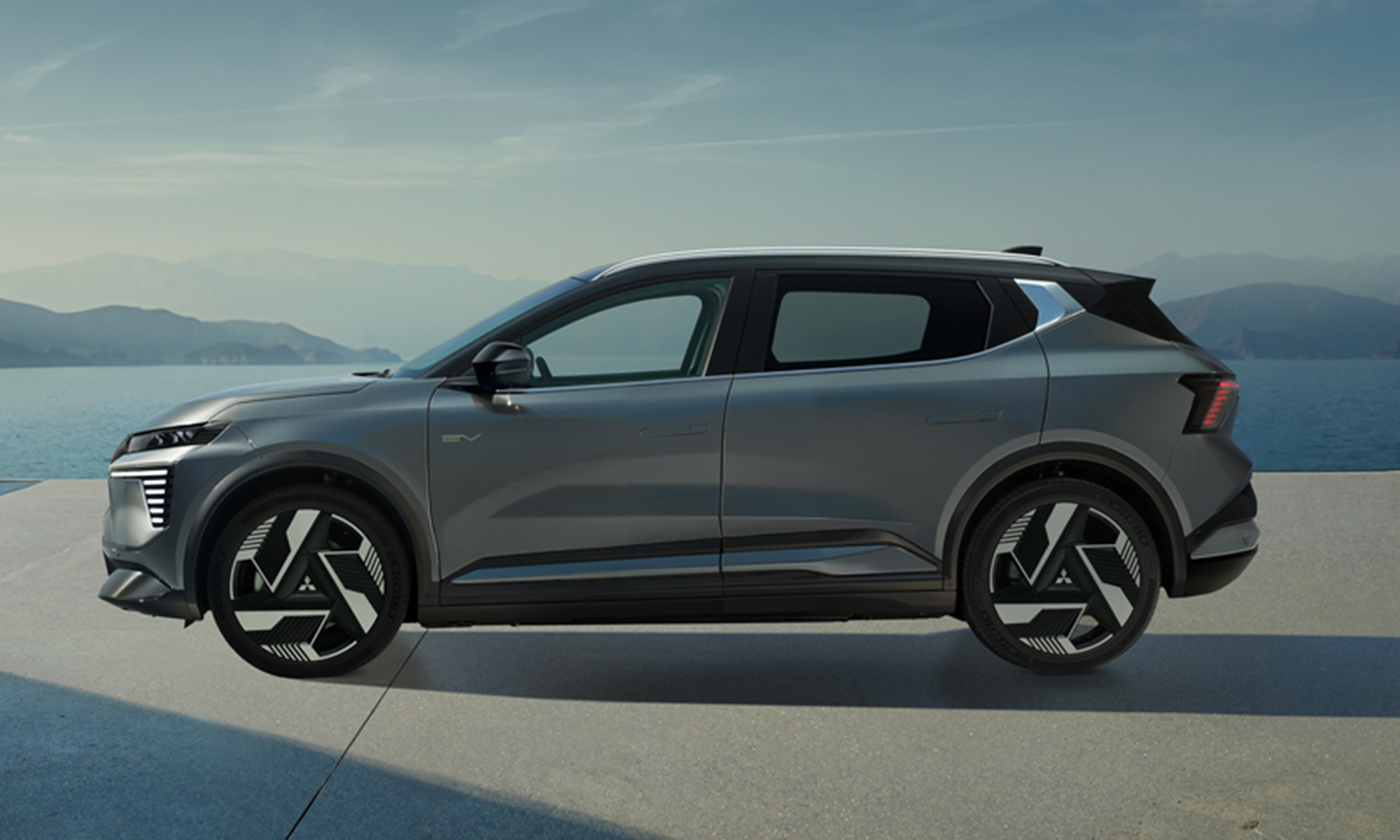mitsubishi eclipse cross electrico suv fabricacion palencia espana renault