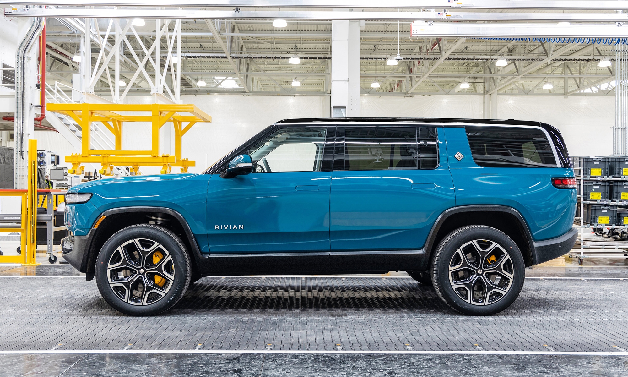 Le va tan bien que Rivian aumenta sus expectativas de ventas para este 2026.