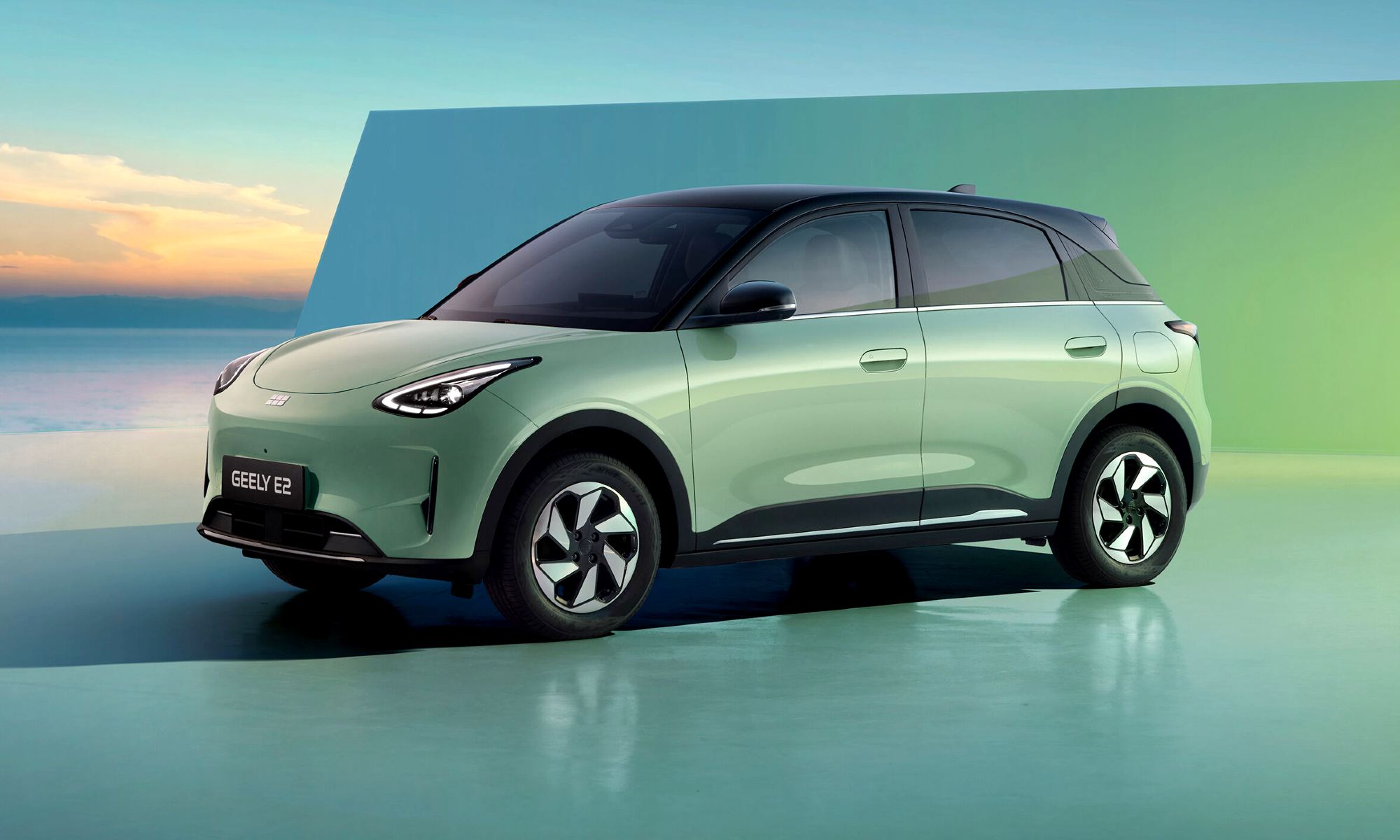 Geely E2