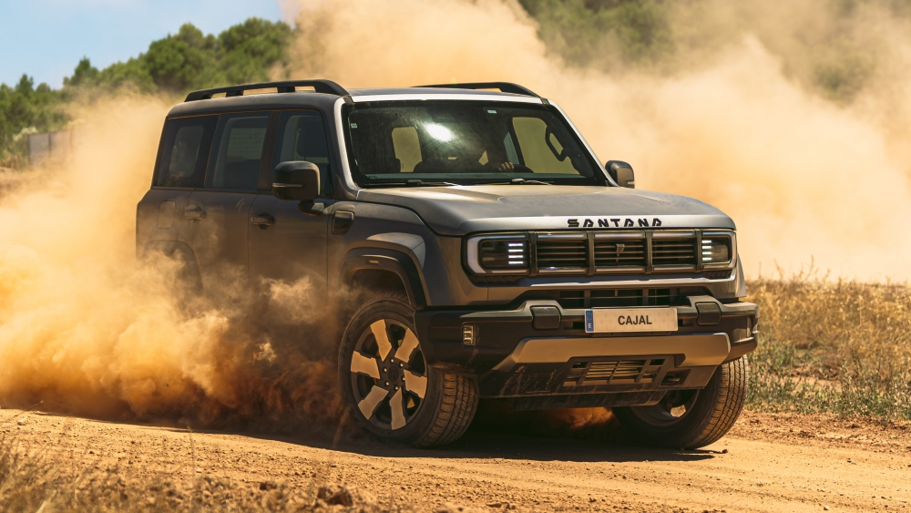 Santana Cajal 1.200 km de autonomía, híbrido y 4x4 tras EBRO, Santana fabricará en España otro SUV (6) Santana Cajal 1.200 km de autonomía, híbrido y 4x4 tras EBRO, Santana fabricará en España otro SUV (6)