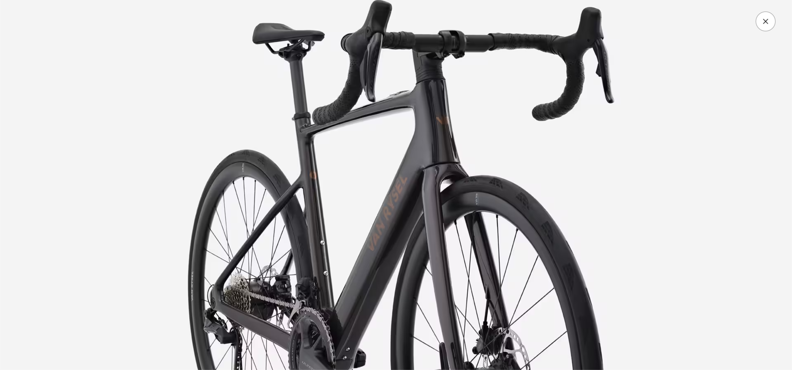 Una bicicleta eléctrica de carretera que no lo parece (Foto: Decathlon).