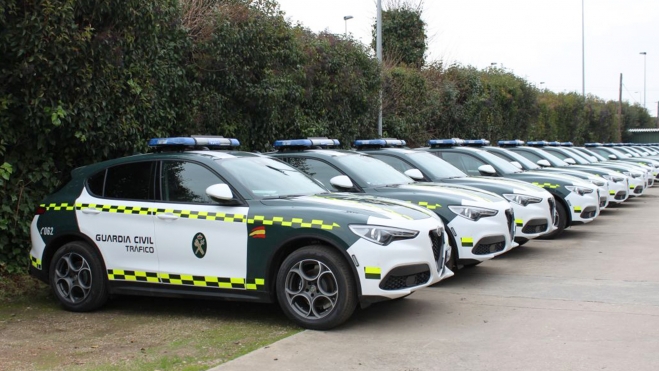 dgt pere navarro guardia civil acuda baliza v16 activa 2 dgt pere navarro guardia civil acuda baliza v16 activa 2