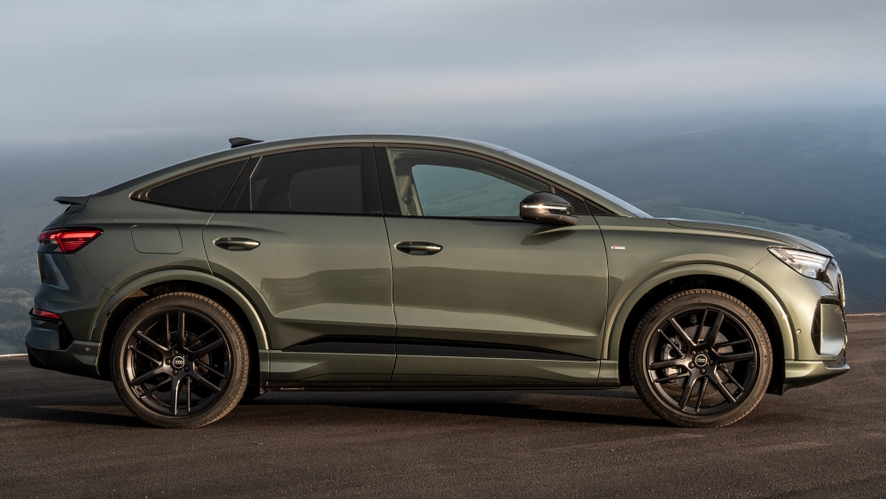 Audi Q4 etron Sportback 592 km de autonomía probamos el Audi Q4 etron, su SUV eléctrico más barato y más vendido en España (12) Audi Q4 etron Sportback 592 km de autonomía probamos el Audi Q4 etron, su SUV eléctrico más barato y más vendido en España (12)