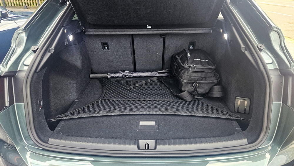 Audi Q4 etron Sportback 592 km de autonomía probamos el Audi Q4 etron, su SUV eléctrico más barato y más vendido en España (4) Audi Q4 etron Sportback 592 km de autonomía probamos el Audi Q4 etron, su SUV eléctrico más barato y más vendido en España (4)