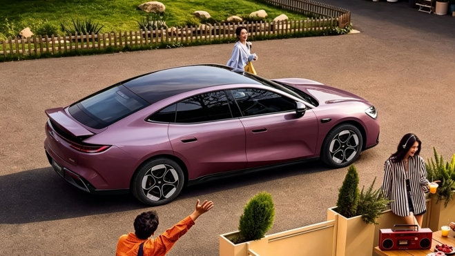 Geely Galaxy TT Trasera Geely Galaxy TT Trasera