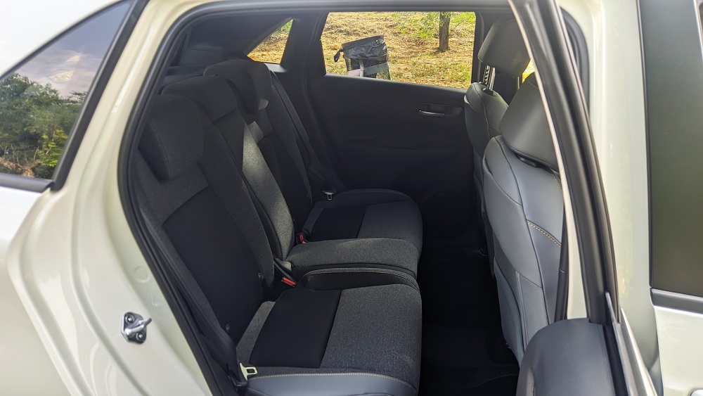 Honda Jazz 4,6 L100 km híbrido incomprendido conducimos modelo único 25 años después (16) Honda Jazz 4,6 L100 km híbrido incomprendido conducimos modelo único 25 años después (16)