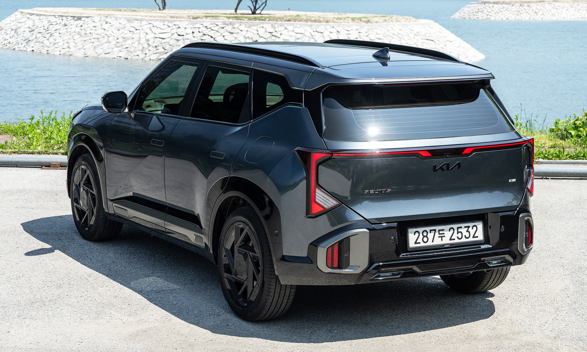 kia seltos suv hibrido hev motores potencias versiones consumo bateria espana 4