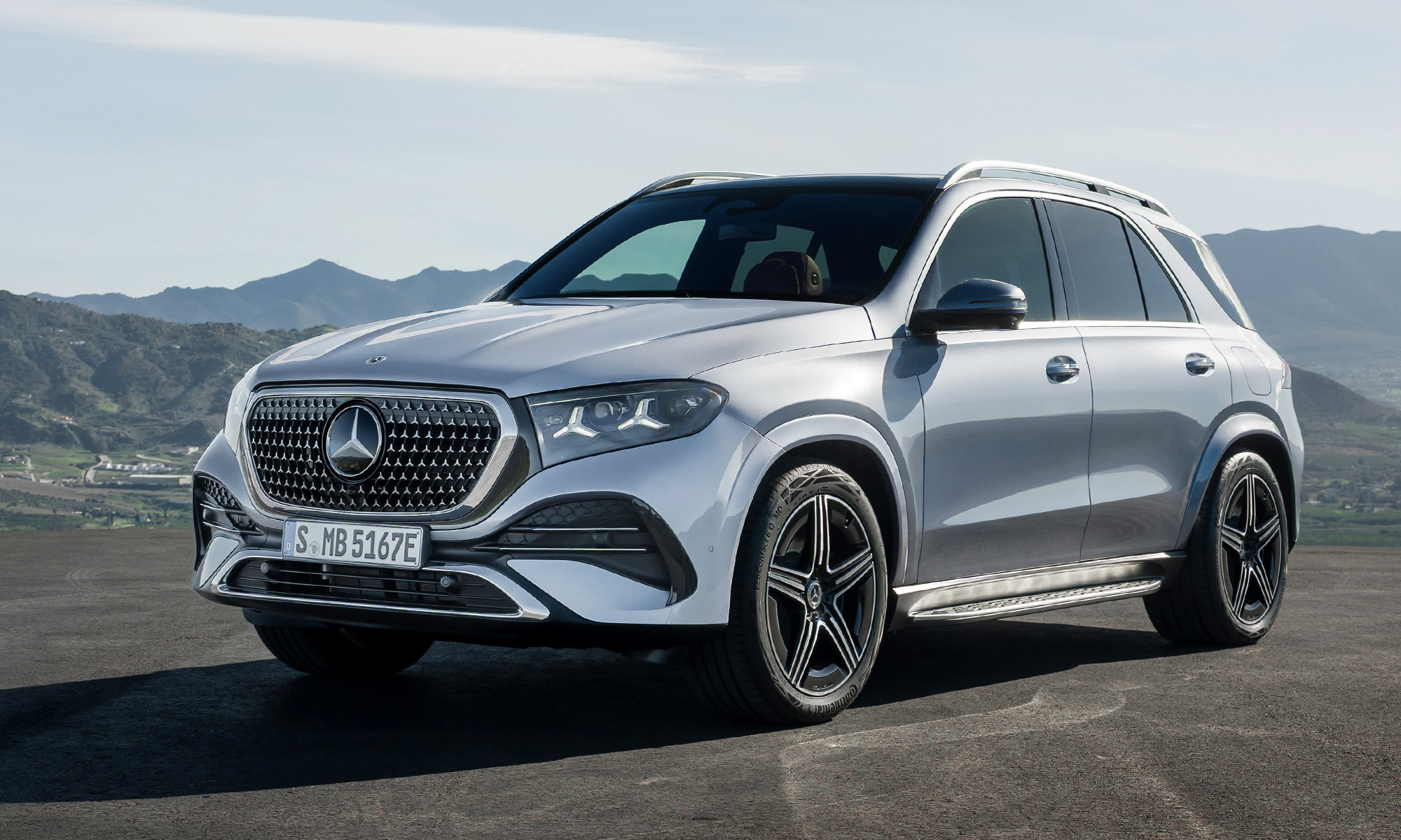 El Mercedes GLE se ha actualizado para seguir siendo 'joven' unos años más.