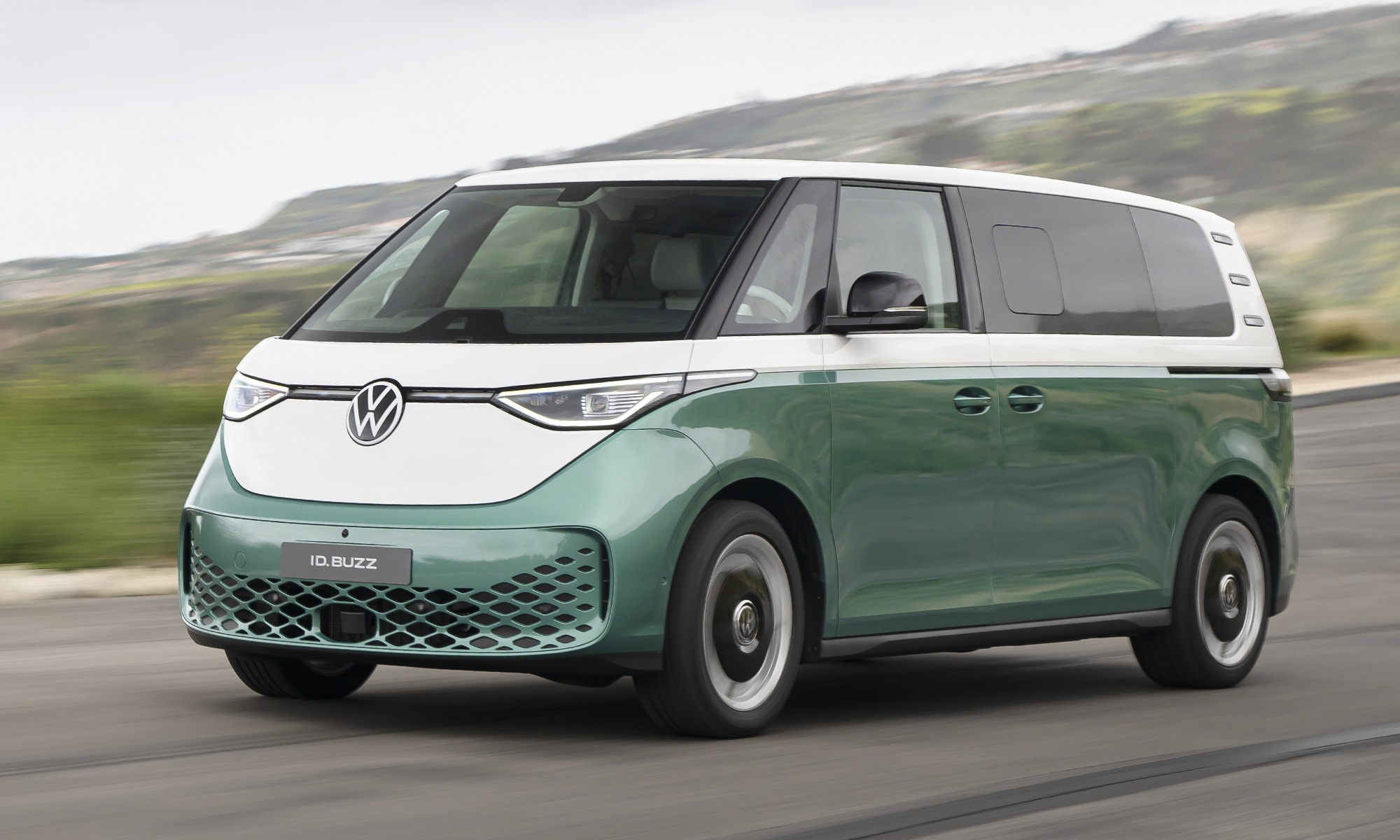 Volkswagen intentó integrar un motor de gasolina en la furgoneta ID.Buzz eléctrica.