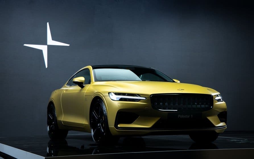  Un Polestar 1 dorado como homenaje al modelo. 