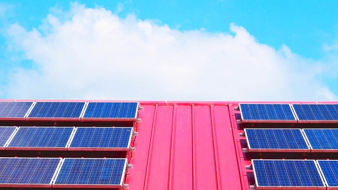 inahilitacion comercializadora electrica holaluz energia renovable 2
