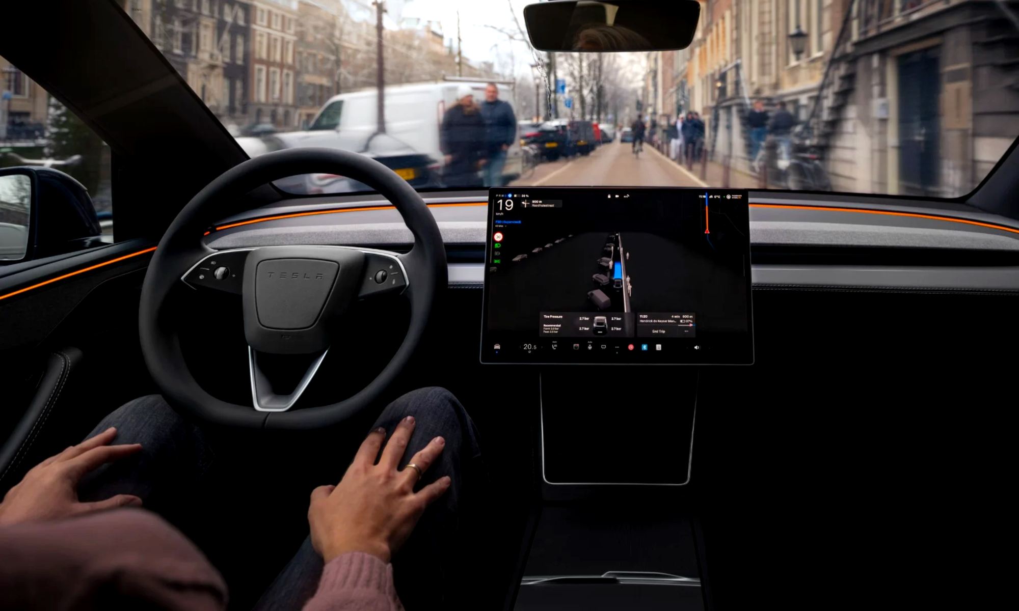 Tesla FSD