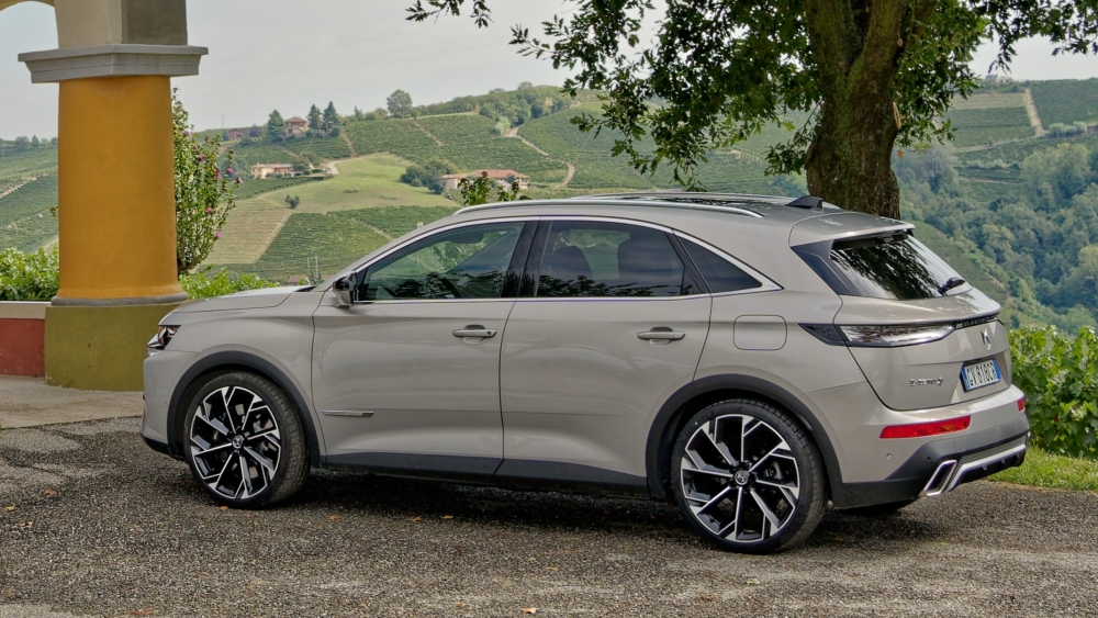 DS7 1,4 L100 km y 200.000 ventas desaparece en España el SUV híbrido más icónico de Stellantis (8)