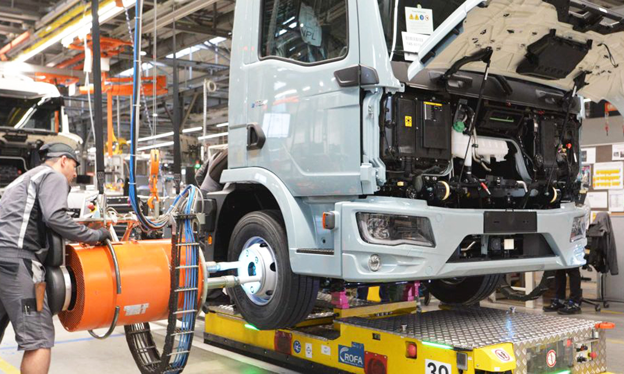 camion chino electrico superpanther fabricado europa steyr etopas 600 3