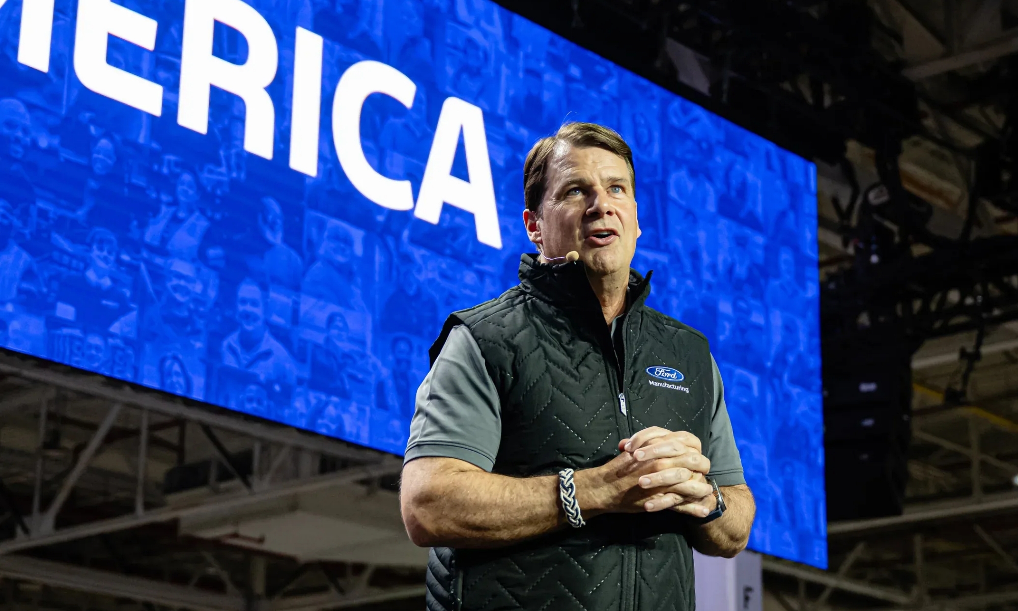 Jim Farley trata de dirigir a Ford a una nueva era eléctrica mucho más competitiva.