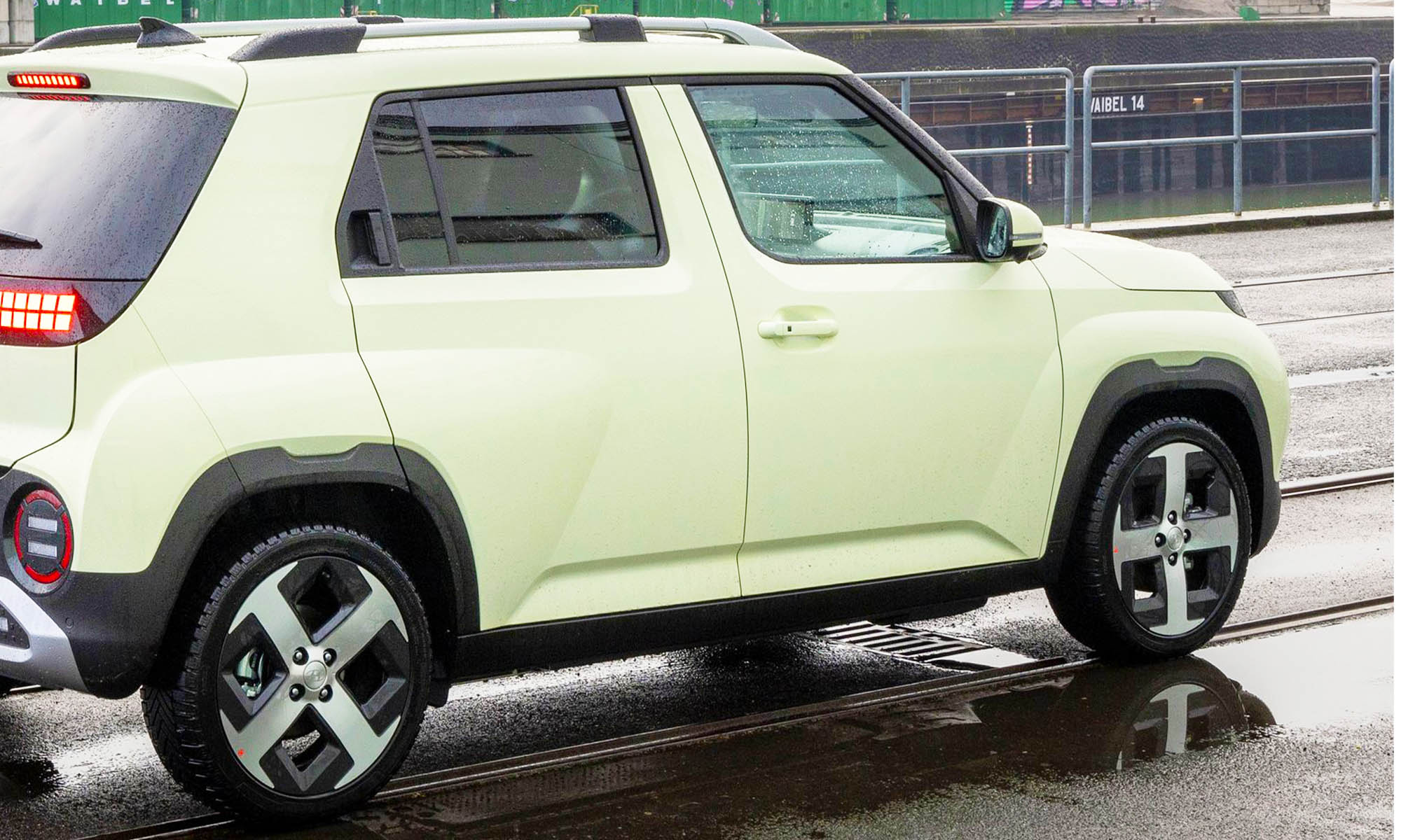 hyundai inster suv electrico urbano 0