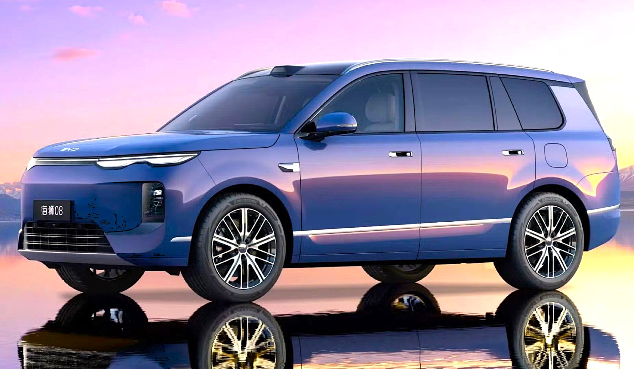 BYD traerá a España en los próximos meses un SUV de 4,99 m. Pero acaba de lanzar este de 5,11 m. a un precio de escándalo.