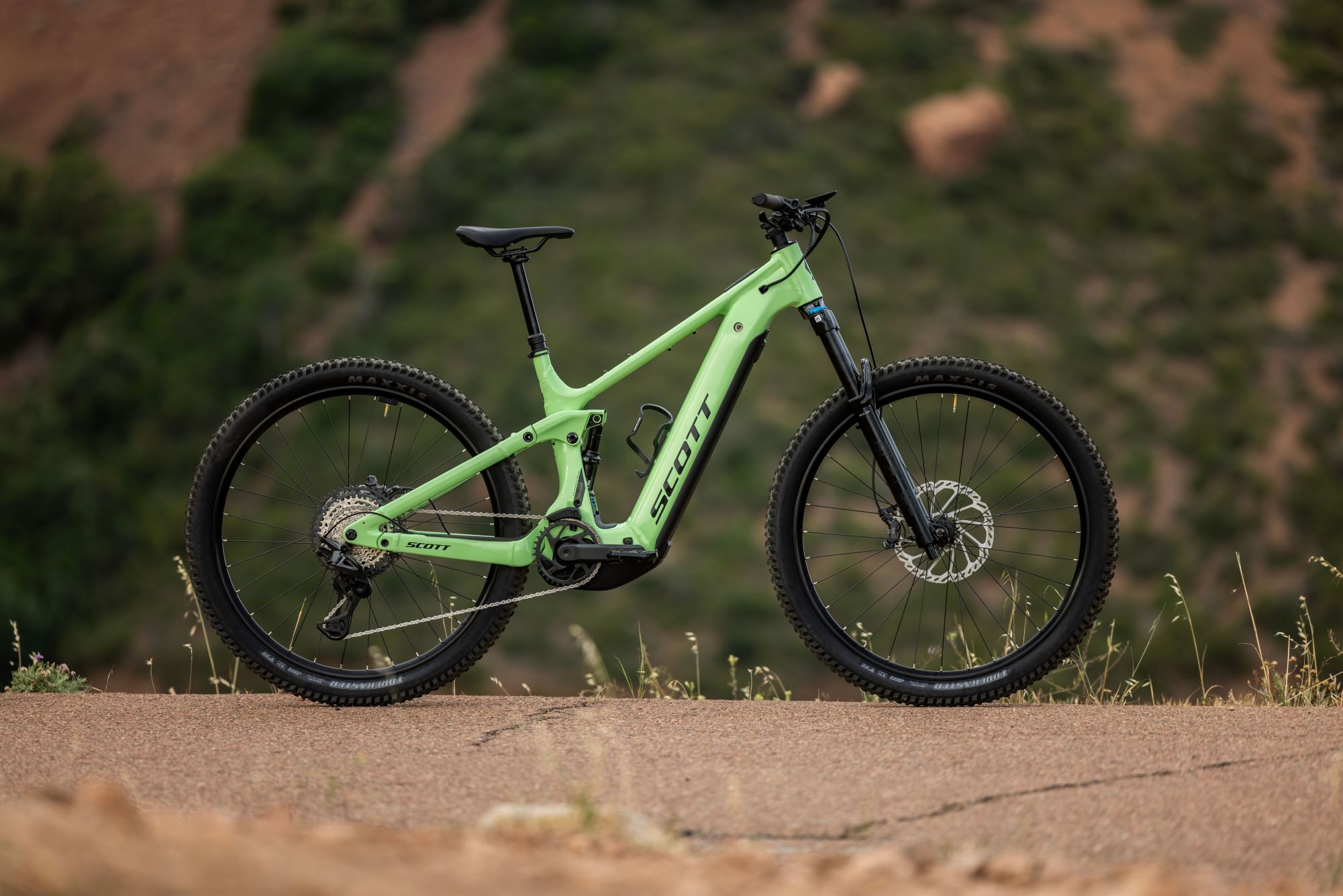 Esta nueva bicicleta eléctrica de montaña es versátil y asequible, además de potente (Foto: SCOTT).